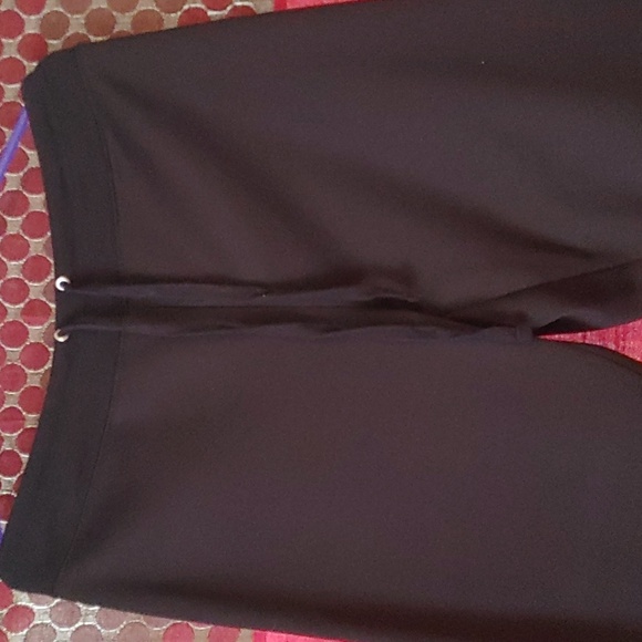 Classic Editions Joggers - Picture 2 of 4